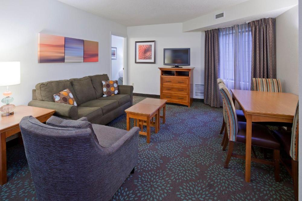 Staybridge Suites Minneapolis-Maple Grove by IHG
